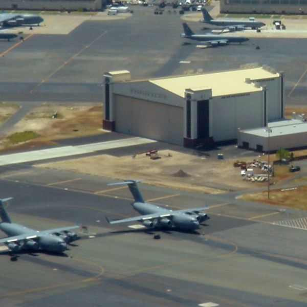 HAFB C 17 Hangars 5 18 08 HAFB C 17 Hangars 5 18 08